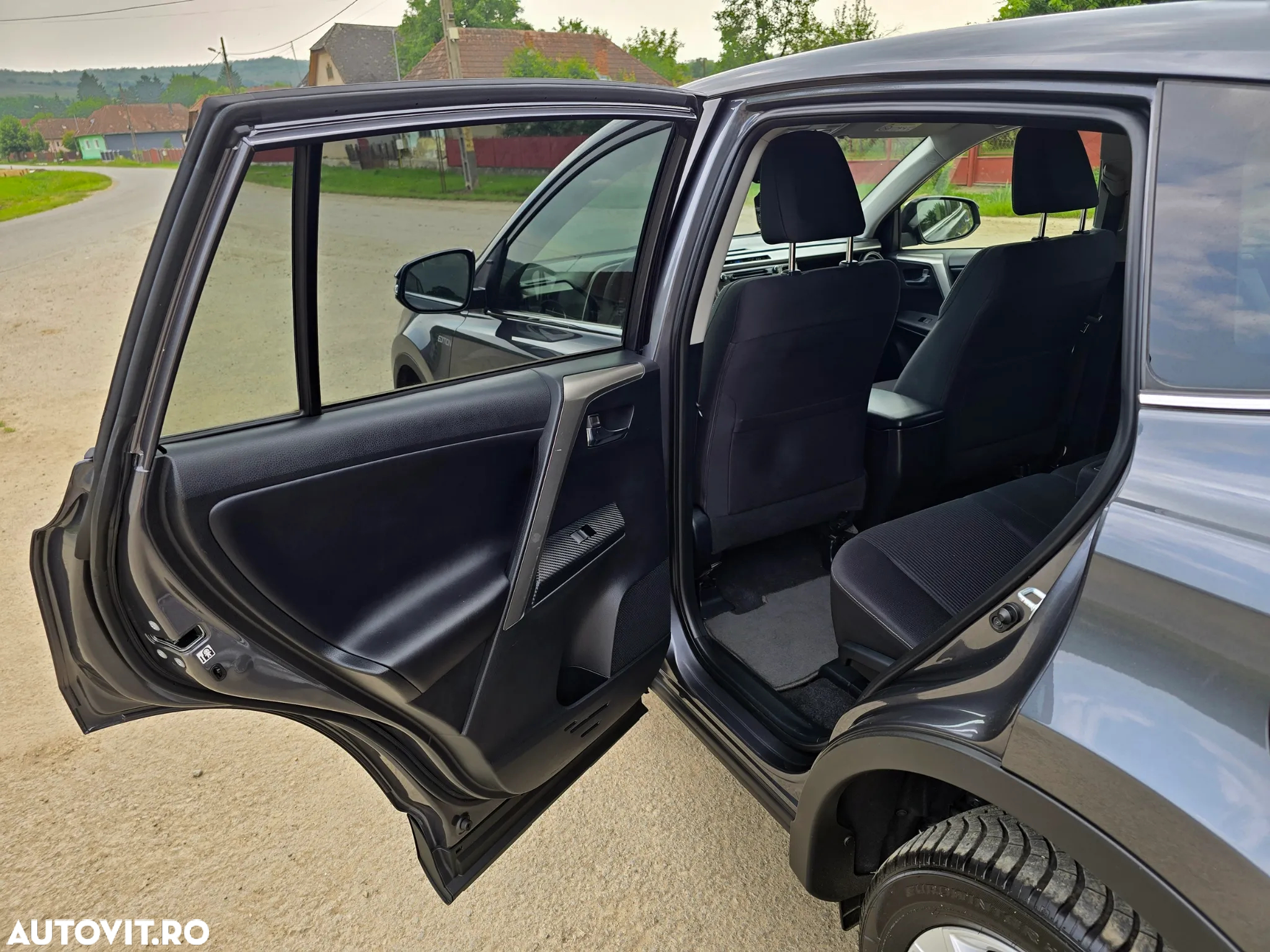 Toyota RAV4 2.2 D-4D 4x4 Edition - 26
