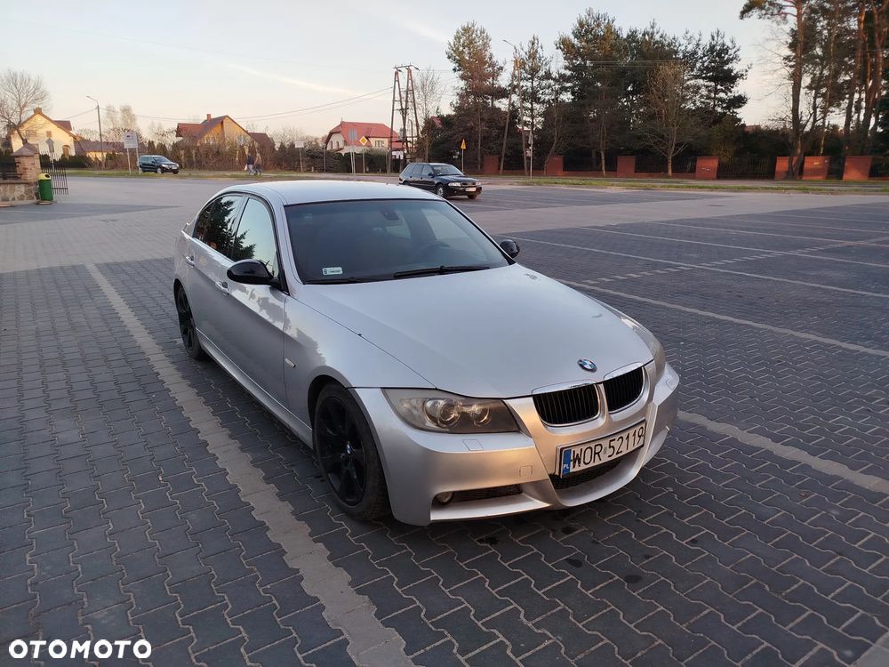 BMW Seria 3 320i - 17