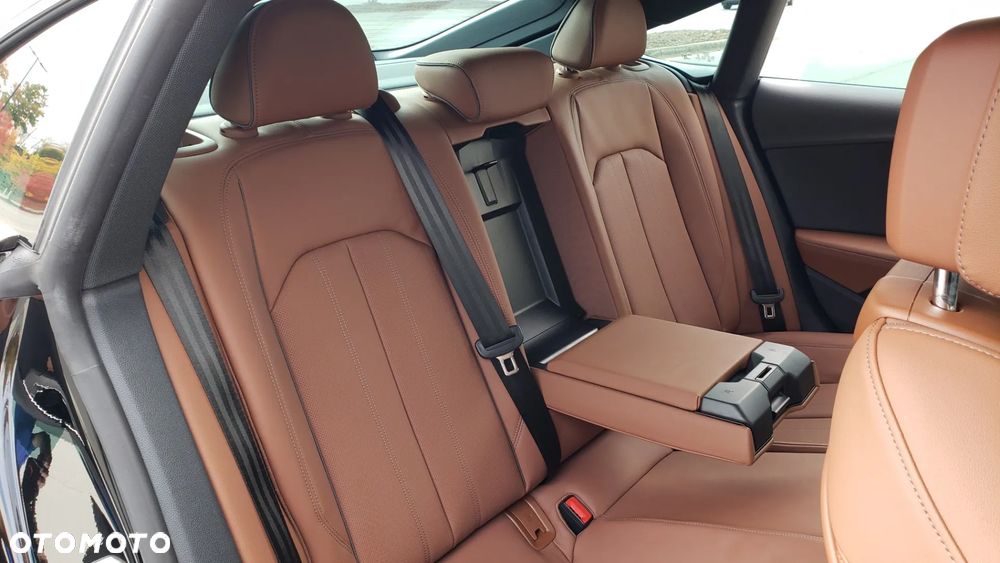 Audi A5 Sportback 45 TFSI quattro S tronic S line - 29
