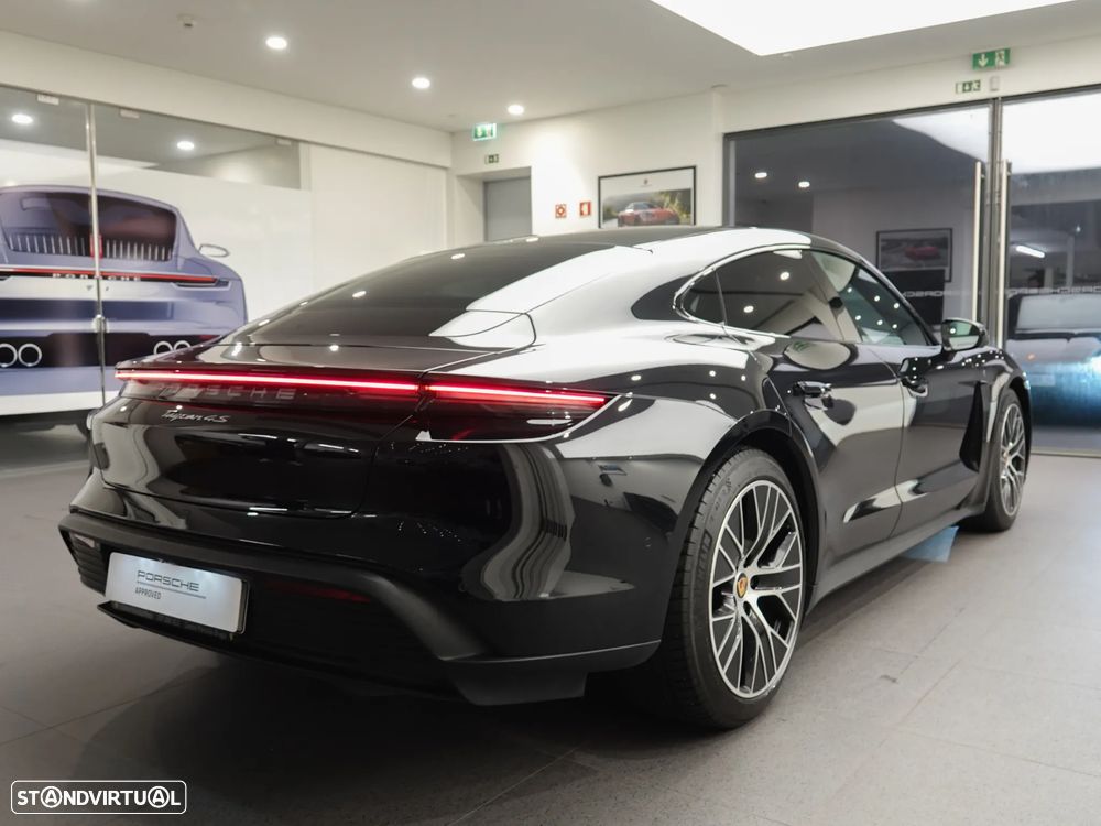 Porsche Taycan 4S - 3