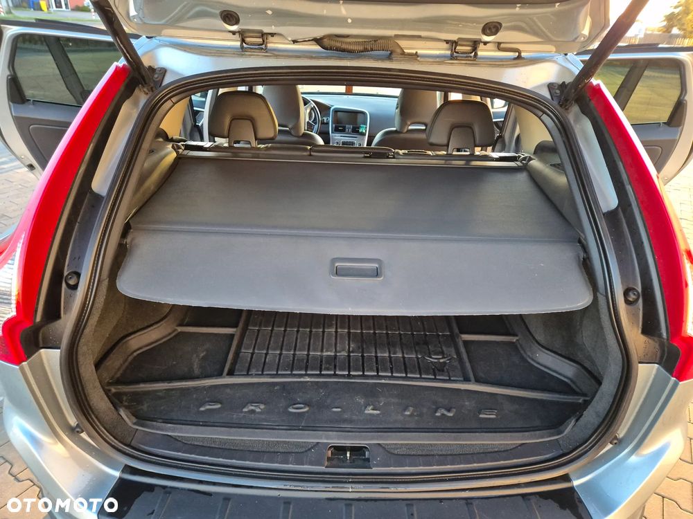 Volvo XC 60 T6 AWD Kinetic - 5