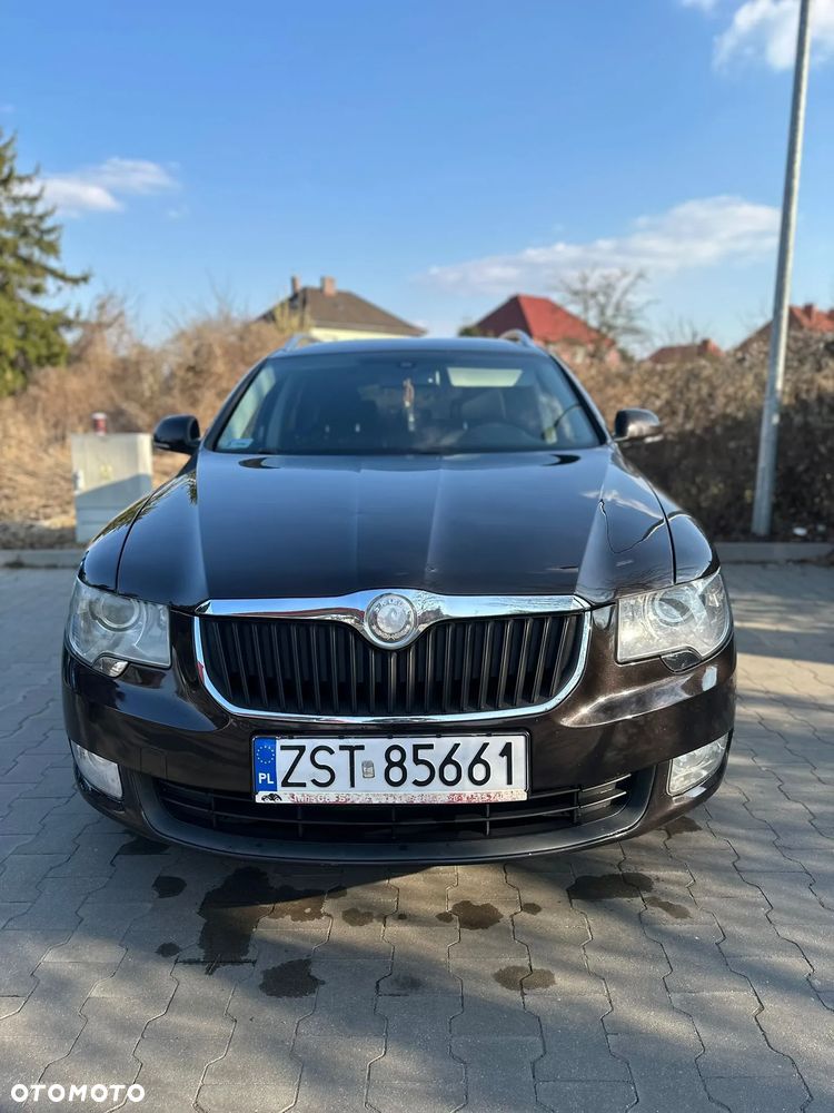 Skoda Superb 2.0 TDI Elegance - 3