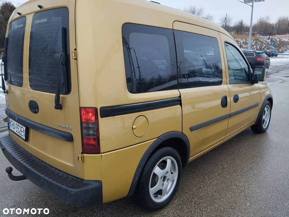 Opel Combo Tour Comfort - 23
