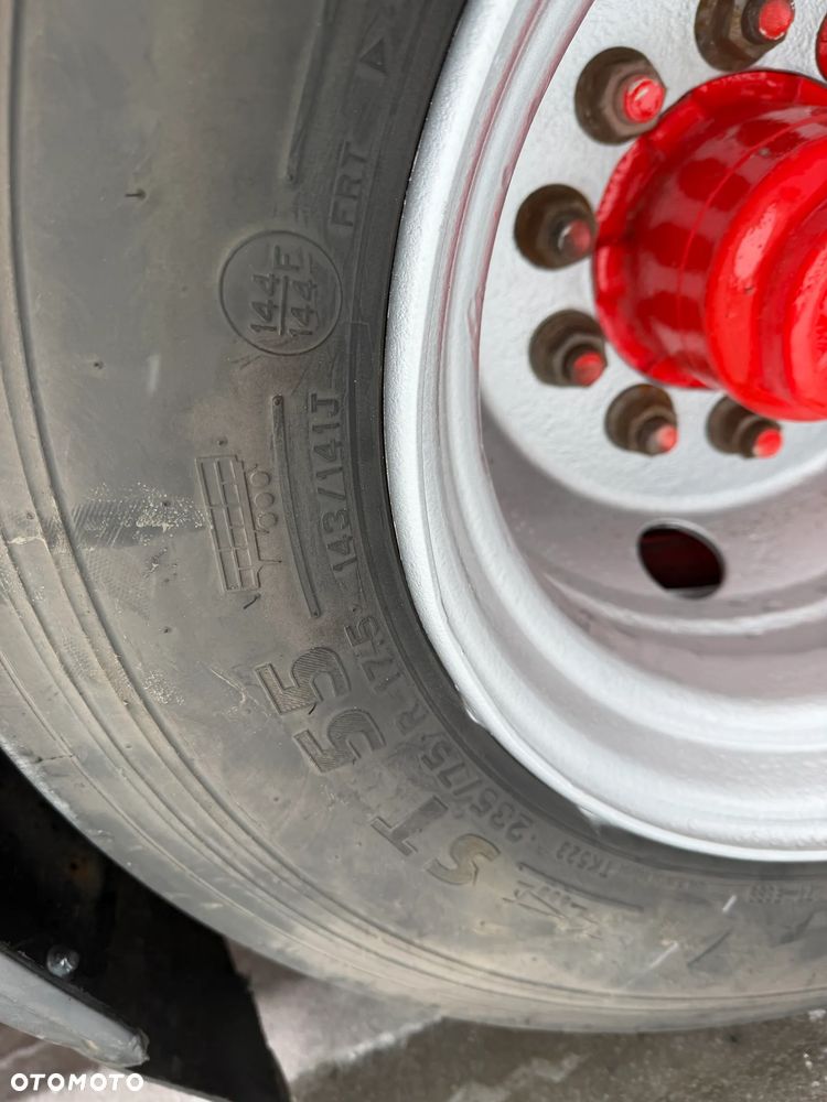 Goldhofer Przyczepa niskopodwoziowa 4-osiowa Długość 9,25 m Najazdy Hydrauliczne 2010 rok - 9