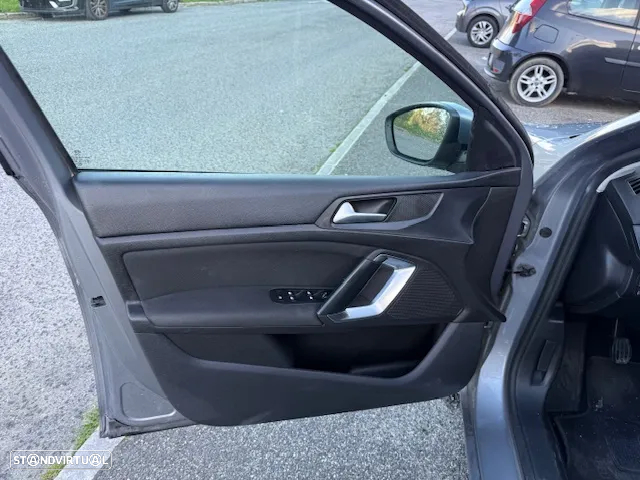 Peugeot 308 SW 1.6 HDi Active - 23