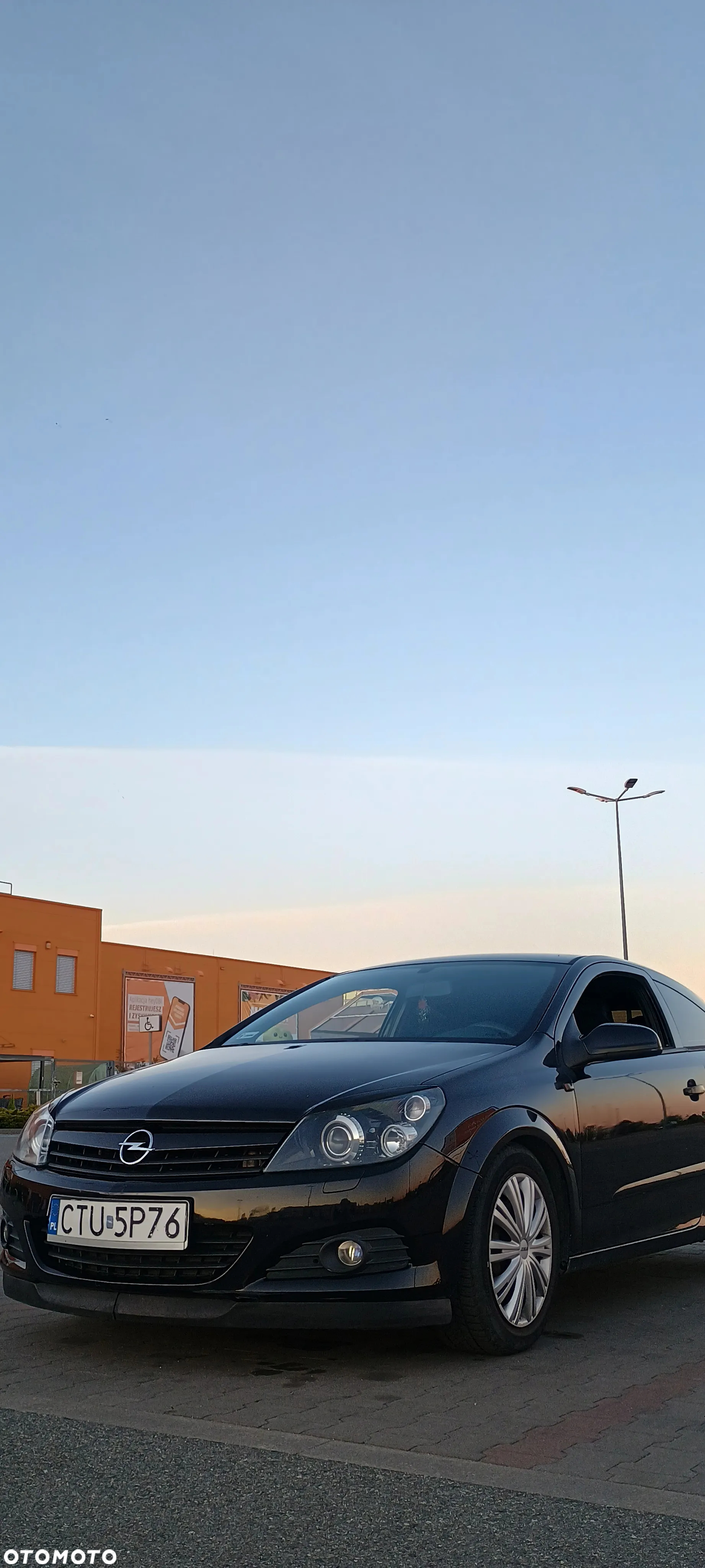 Opel Astra III GTC 1.6 Sport - 4