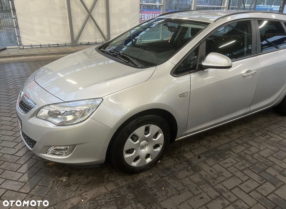 Opel Astra 1.4 Turbo Sports Tourer - 4