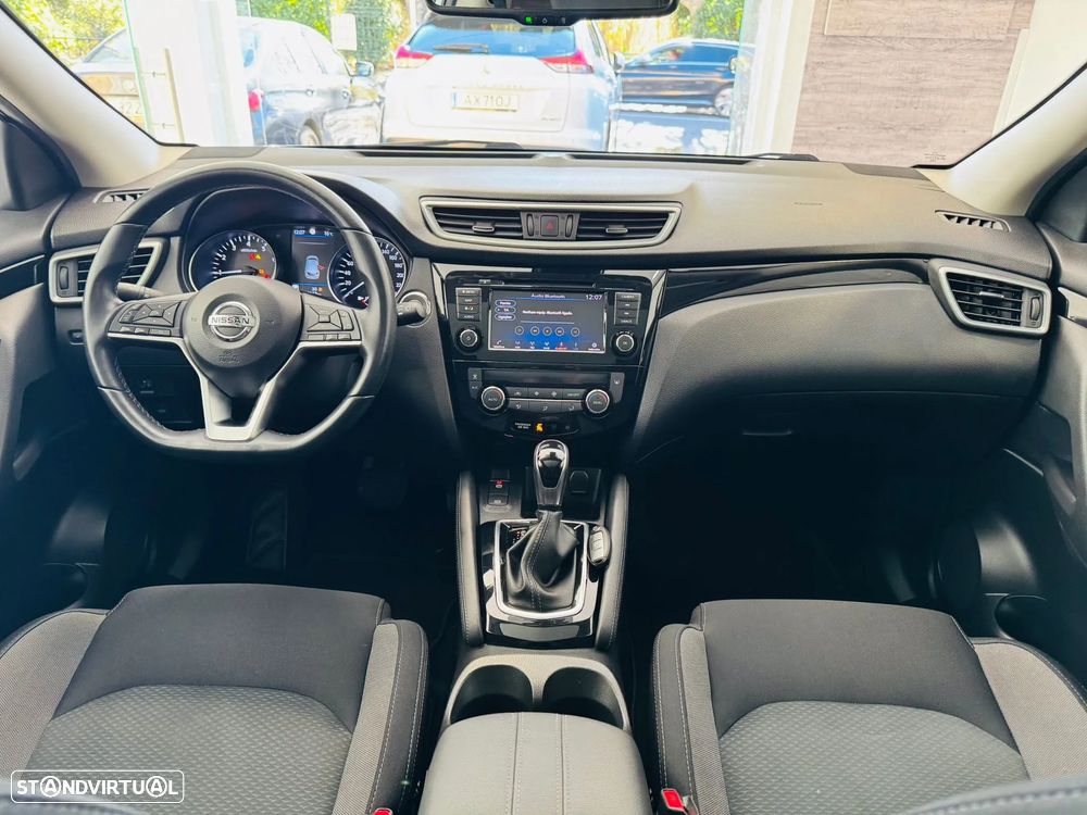 Nissan Qashqai 1.3 DIG-T N-Connecta LED+TT+SKY Xtronic - 7