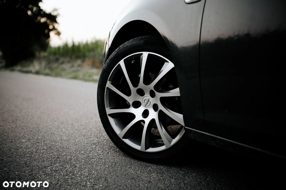 Opel Astra 1.4 T Cosmo - 11