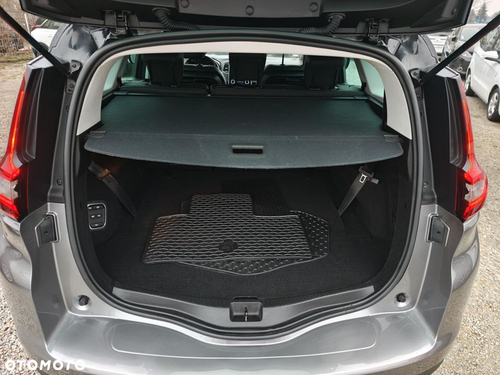 Renault Scenic - 9