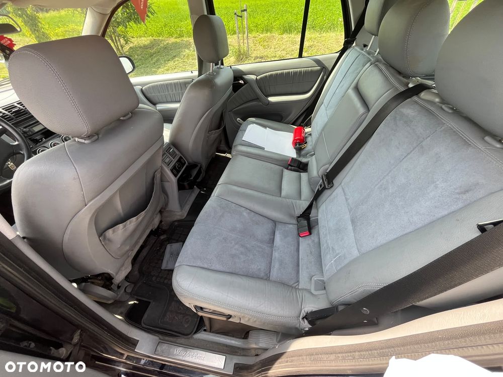 Mercedes-Benz ML - 10