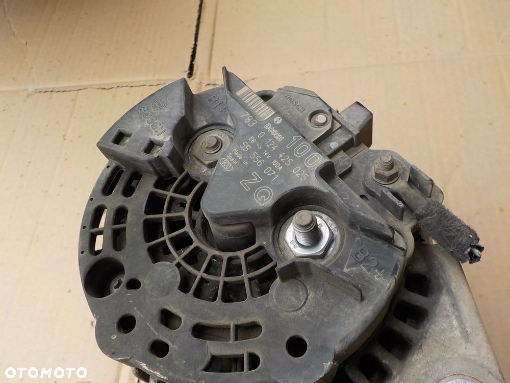 alternator opel zafira b 1,6 16v 55556071 - 2