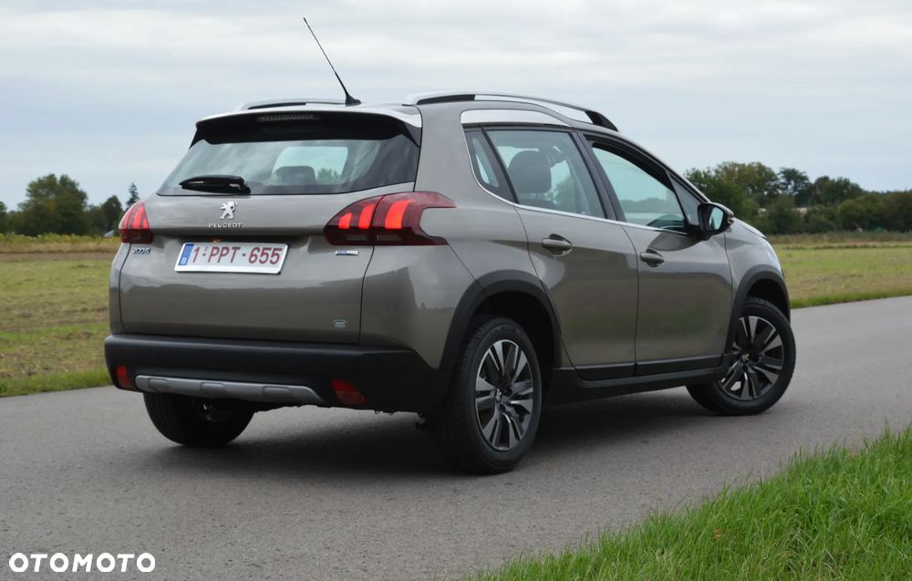 Peugeot 2008 - 6