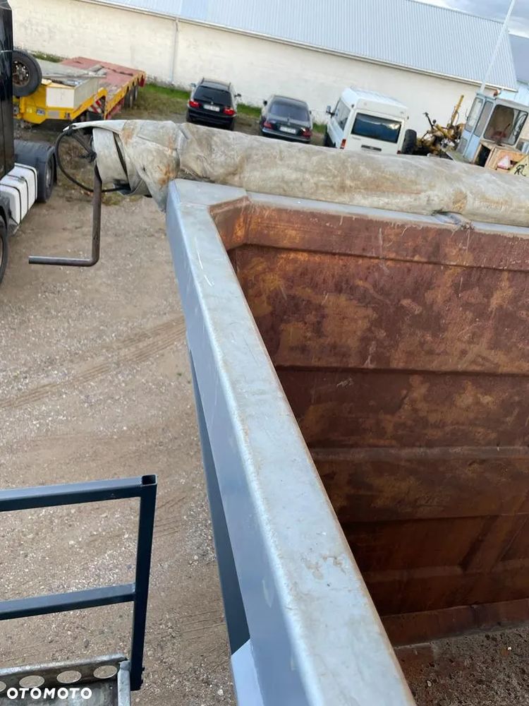 Bodex KERIS WYWROTKA STALOWA METAL SAF KLAPODRZWI 38m3 2012 - 16
