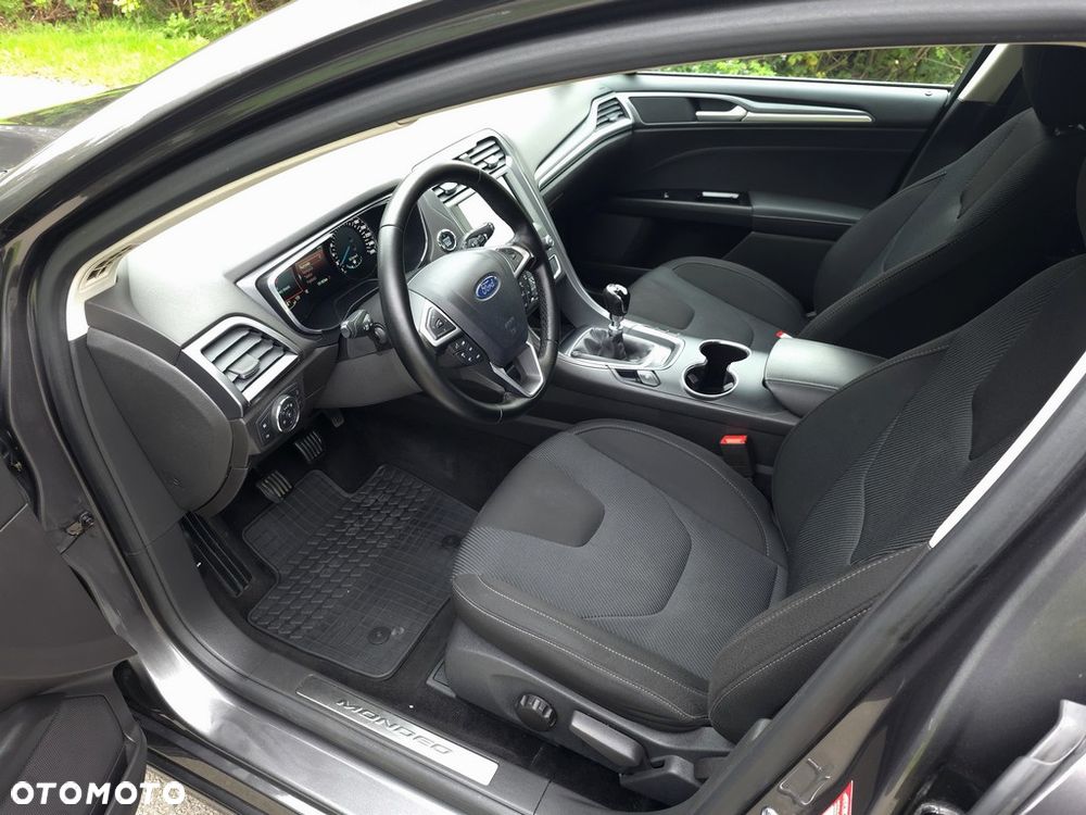 Ford Mondeo 2.0 TDCi Titanium - 12
