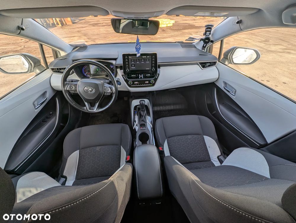 Toyota Corolla 1.8 Hybrid Comfort - 8