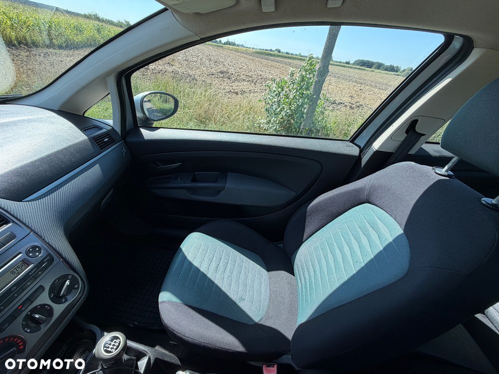 Fiat Punto 1.4 16V Dynamic - 6