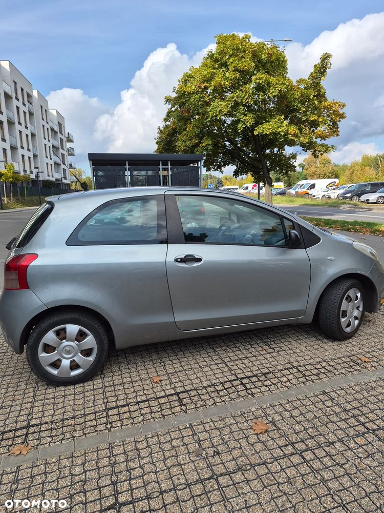 Toyota Yaris - 5