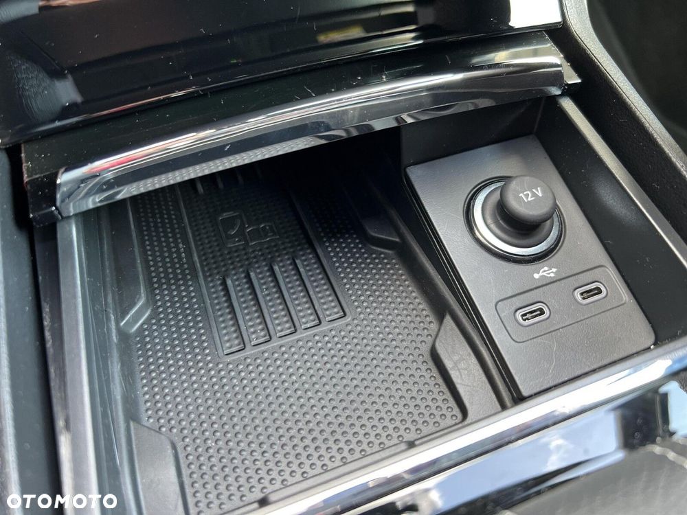 Skoda Karoq 1.5 TSI ACT Sportline DSG - 24