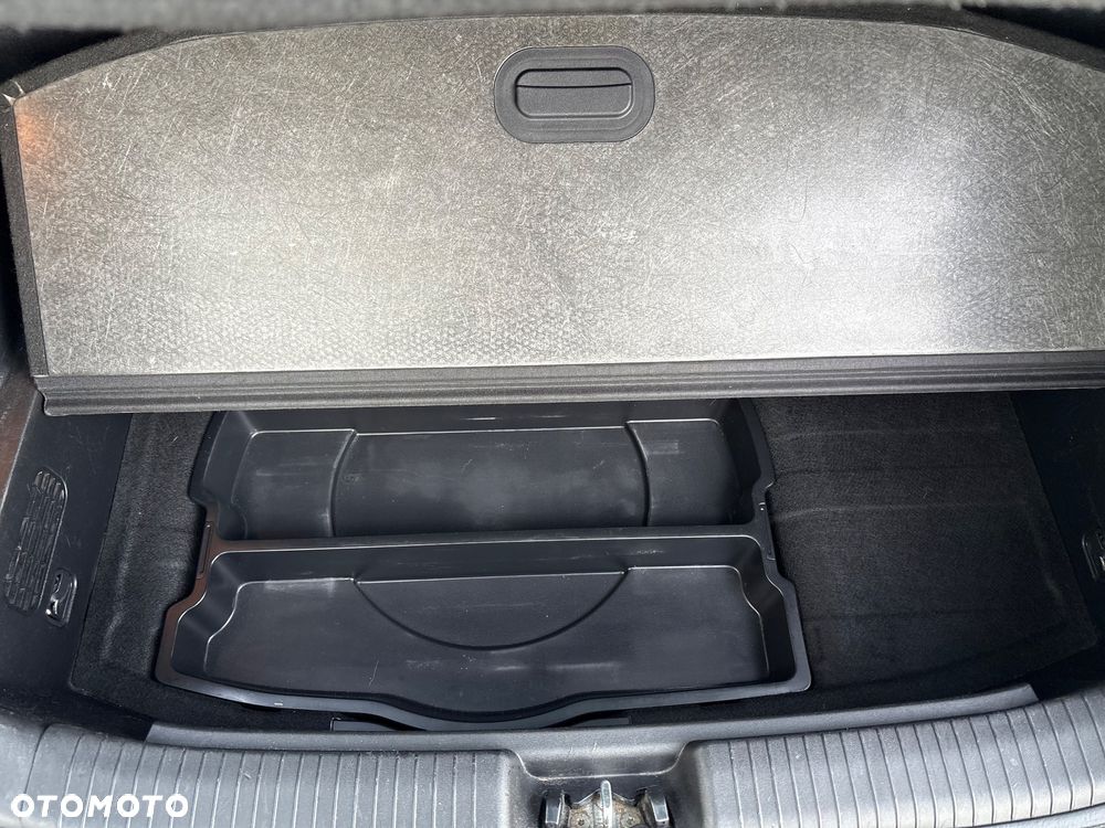 Hyundai ix20 1.4 blue Comfort - 20