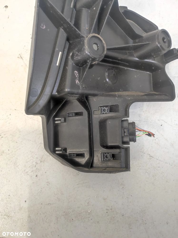 Radar sensor moduł asystent zmiany pasa ruchu lewy tył Audi Q8 etron - 5