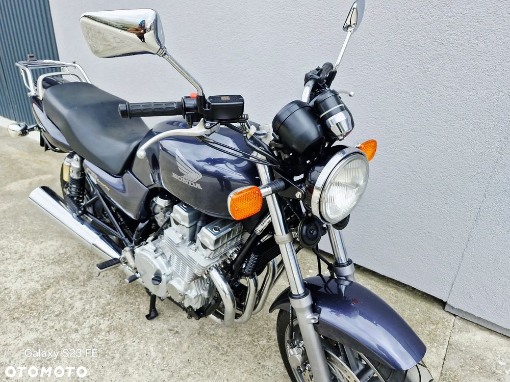 Honda CB - 27