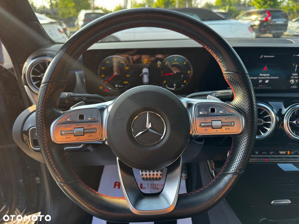 Mercedes-Benz CLA 200 d 8G-DCT AMG Line Advanced Plus - 24