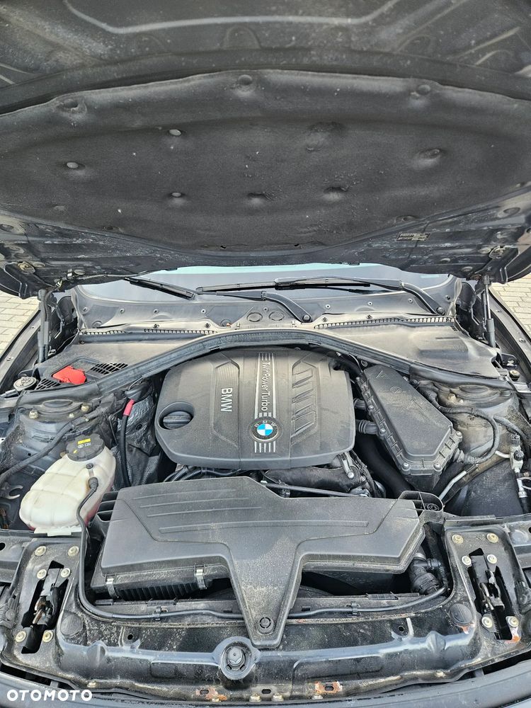 BMW Seria 3 - 17