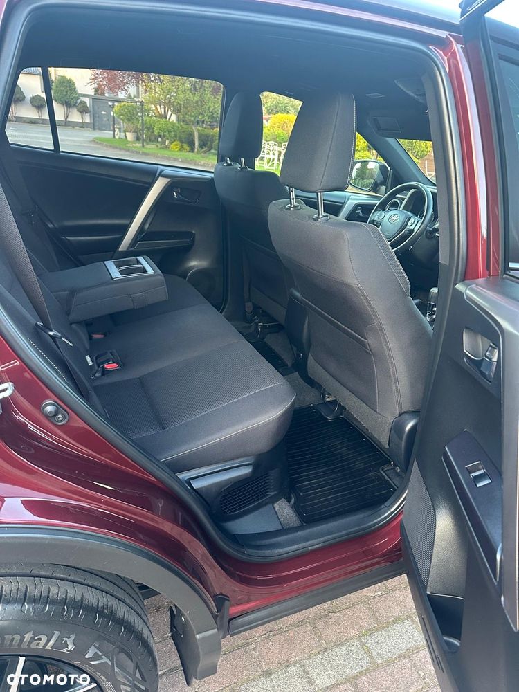 Toyota RAV4 - 24