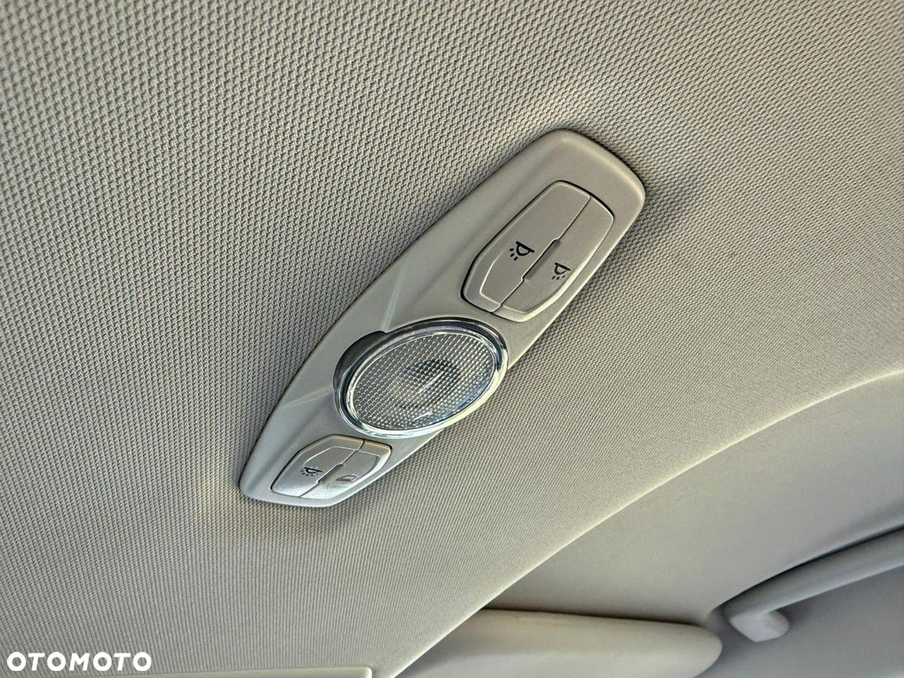 Ford Kuga - 26
