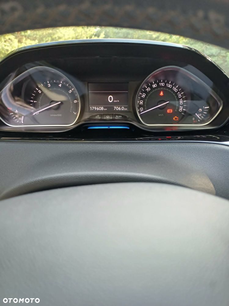 Peugeot 208 1.6 VTi Allure - 13