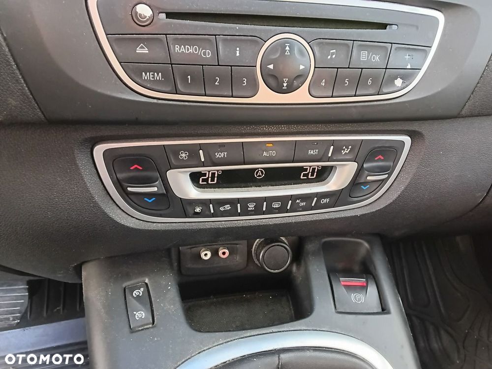 Renault Scenic - 19