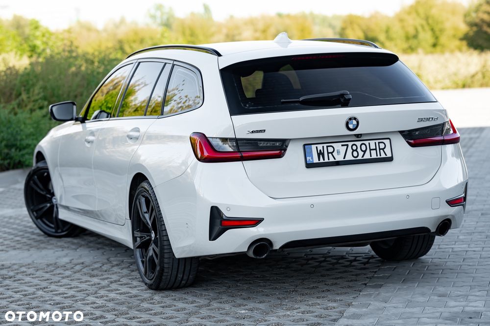 BMW Seria 3 330d xDrive M Sport - 8