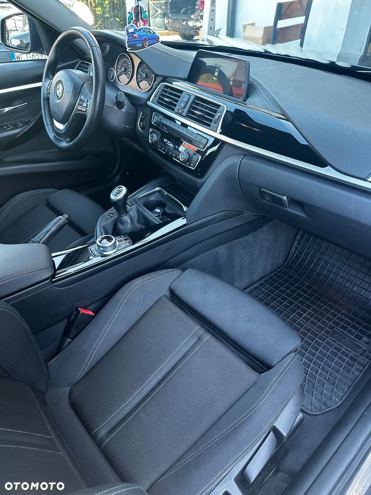 BMW Seria 3 320d - 11
