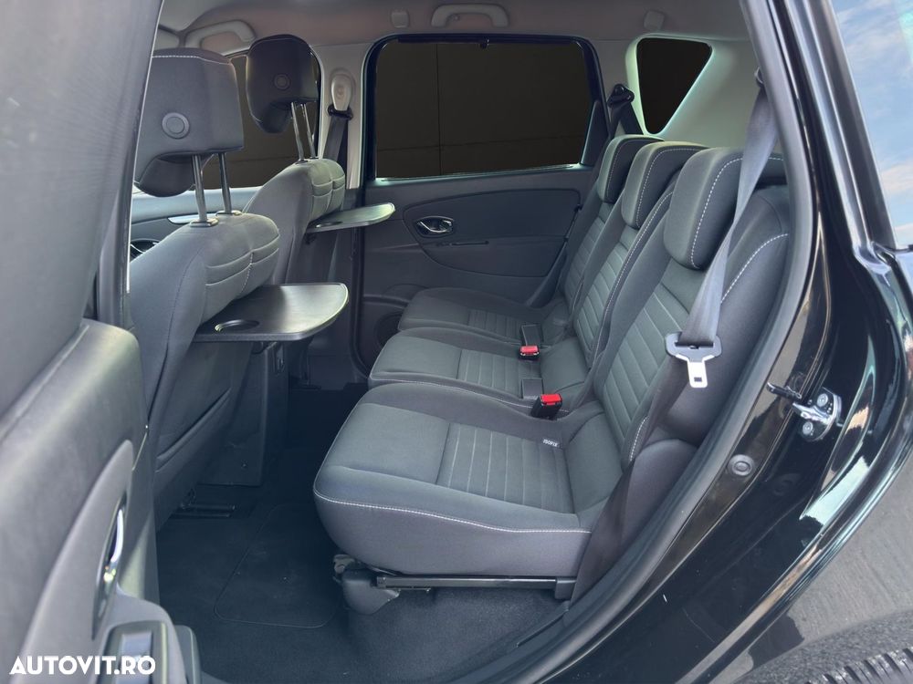 Renault Scenic - 8