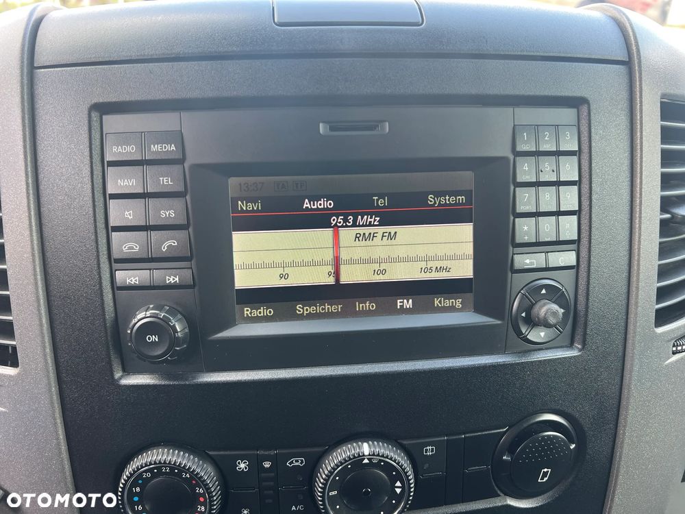 Mercedes-Benz Sprinter - 19