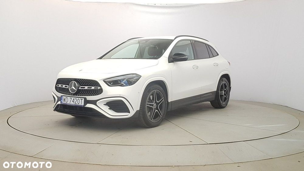 Mercedes-Benz GLA - 3