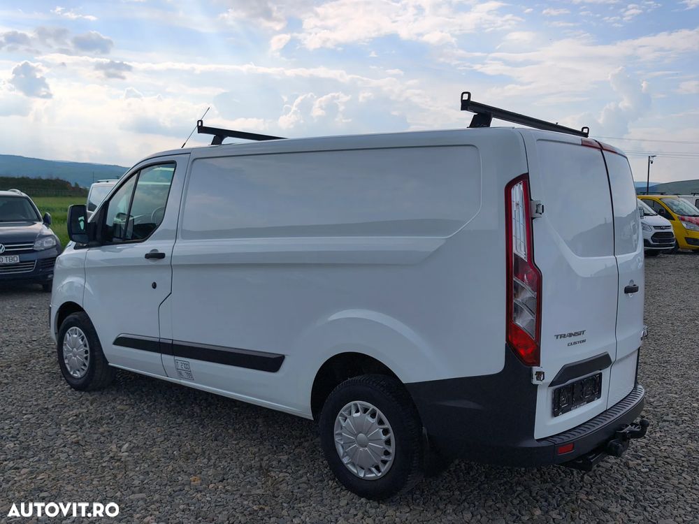Ford Transit Custom - 11