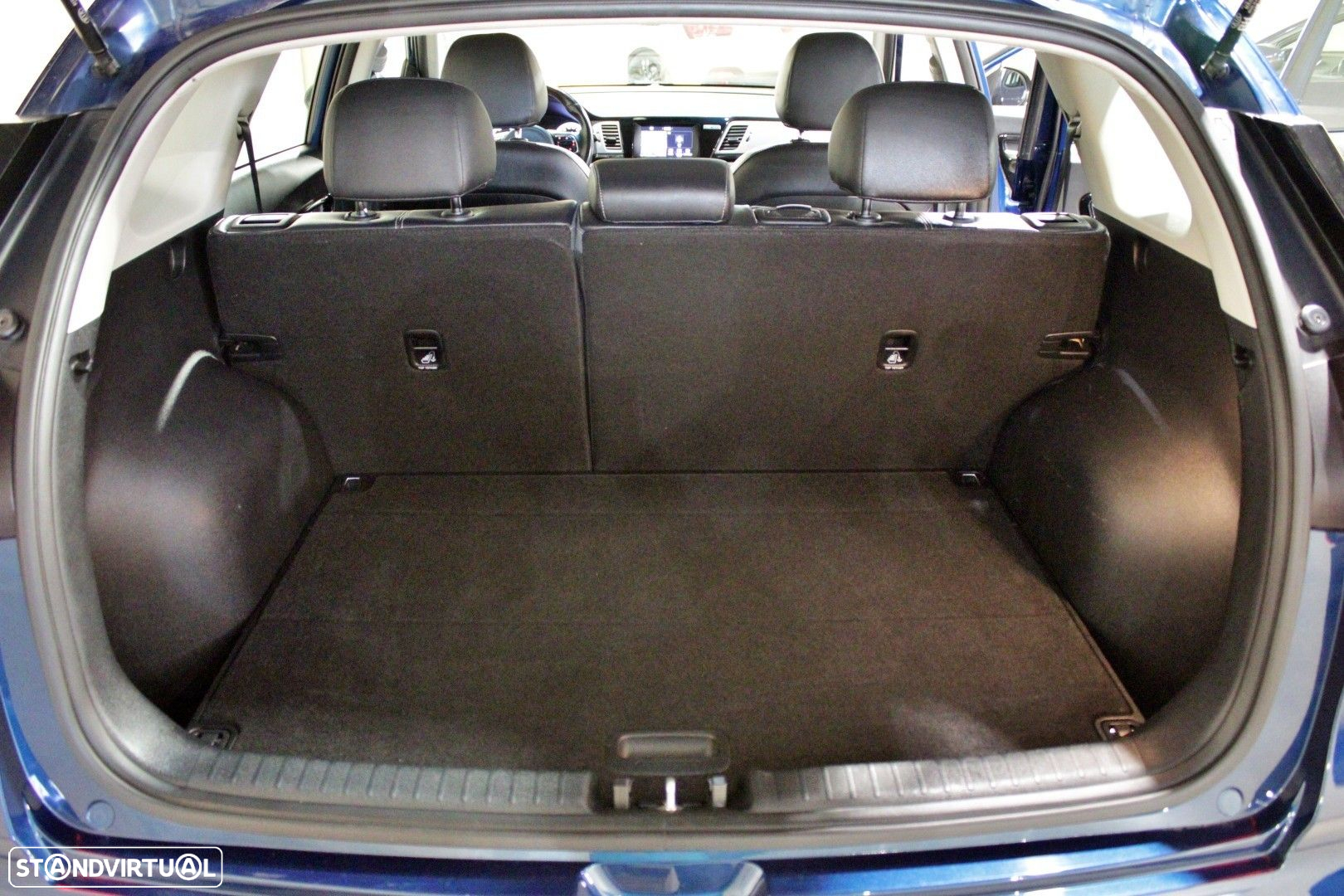 Kia Niro 1.6 GDi HEV Urban - 20