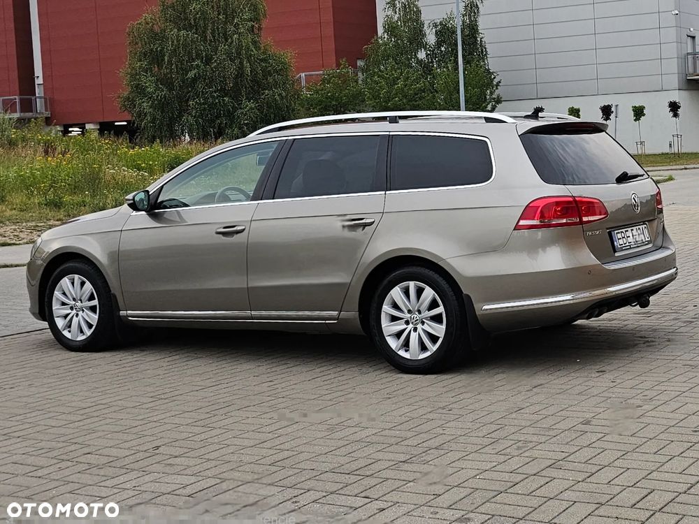 Volkswagen Passat Variant 2013 photo 3