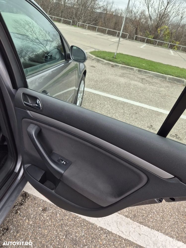 Volkswagen Golf 1.9 TDI - 18