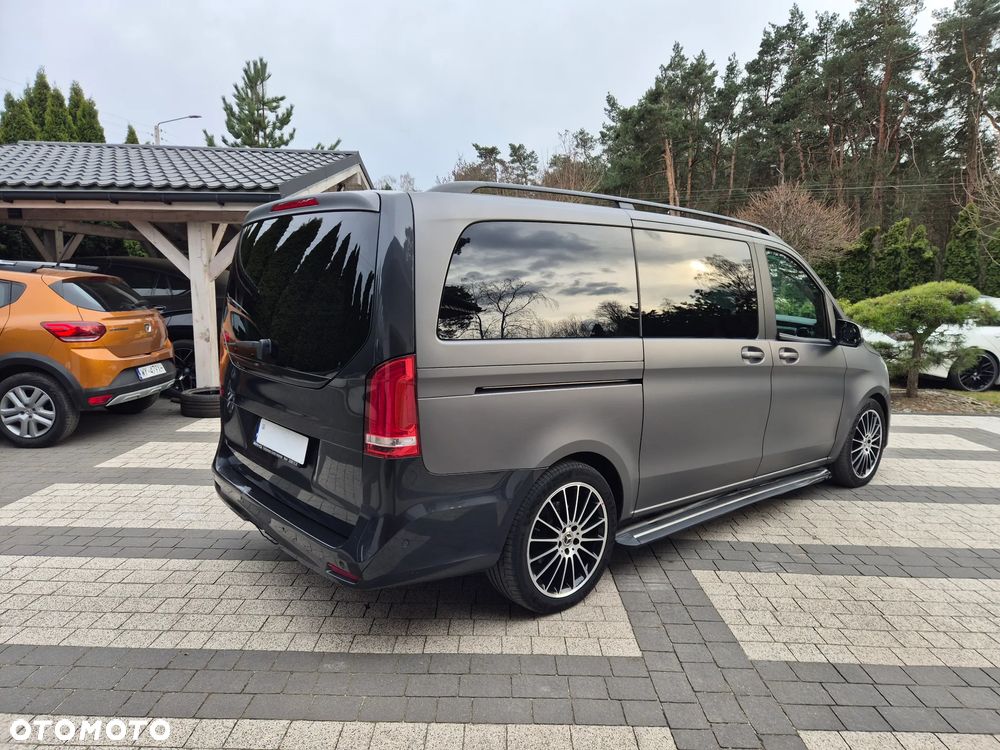 Mercedes-Benz Klasa V - 17