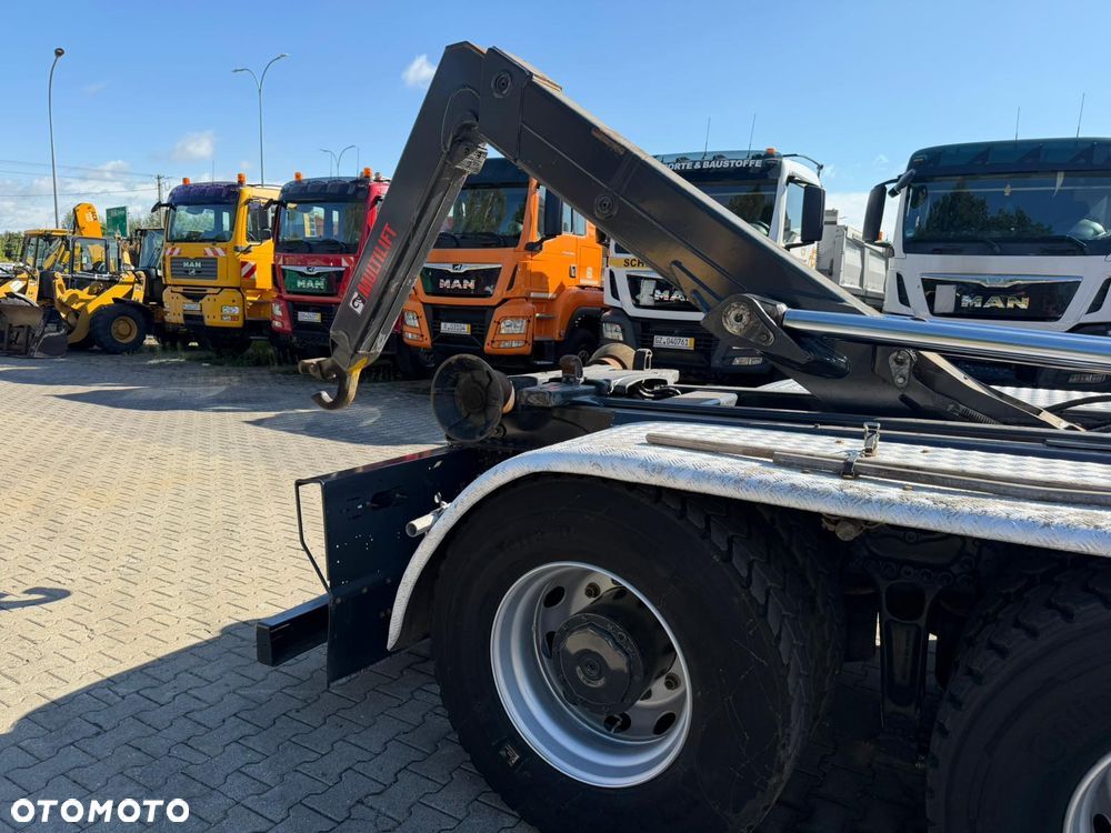 Mercedes-Benz Arocs 3242 - 12