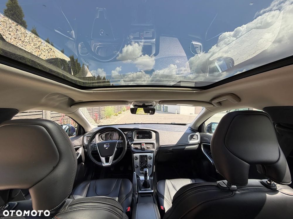 Volvo V40 D2 Drive-E Ocean Race - 7