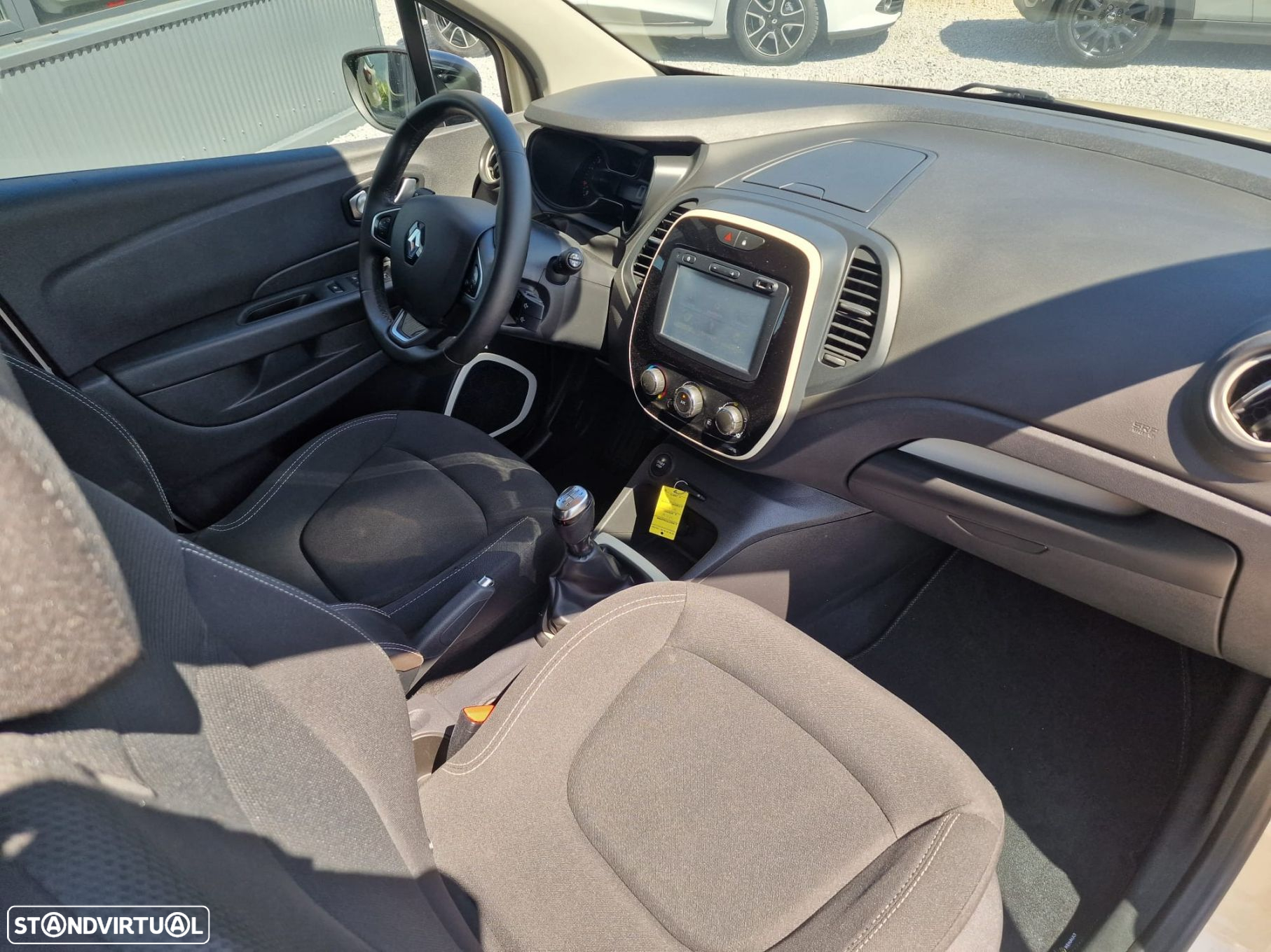 Renault Captur 1.5 dCi Exclusive - 31