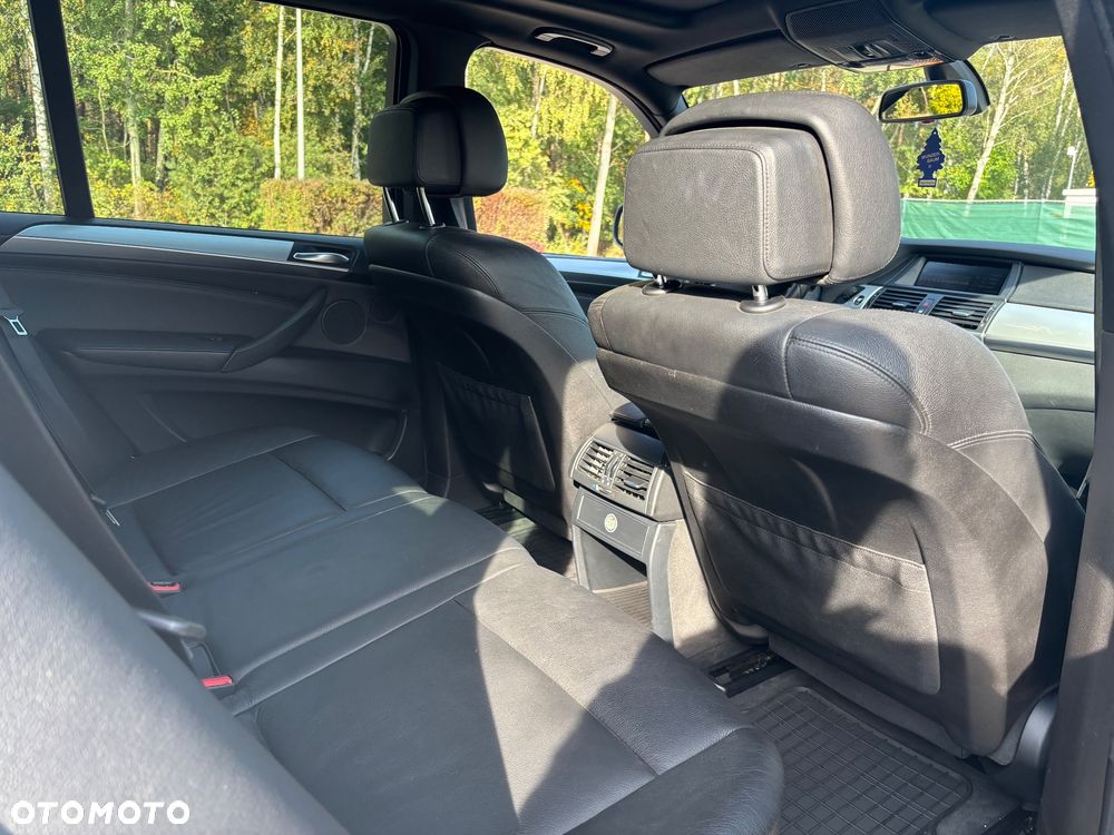 BMW X5 xDrive35d - 28