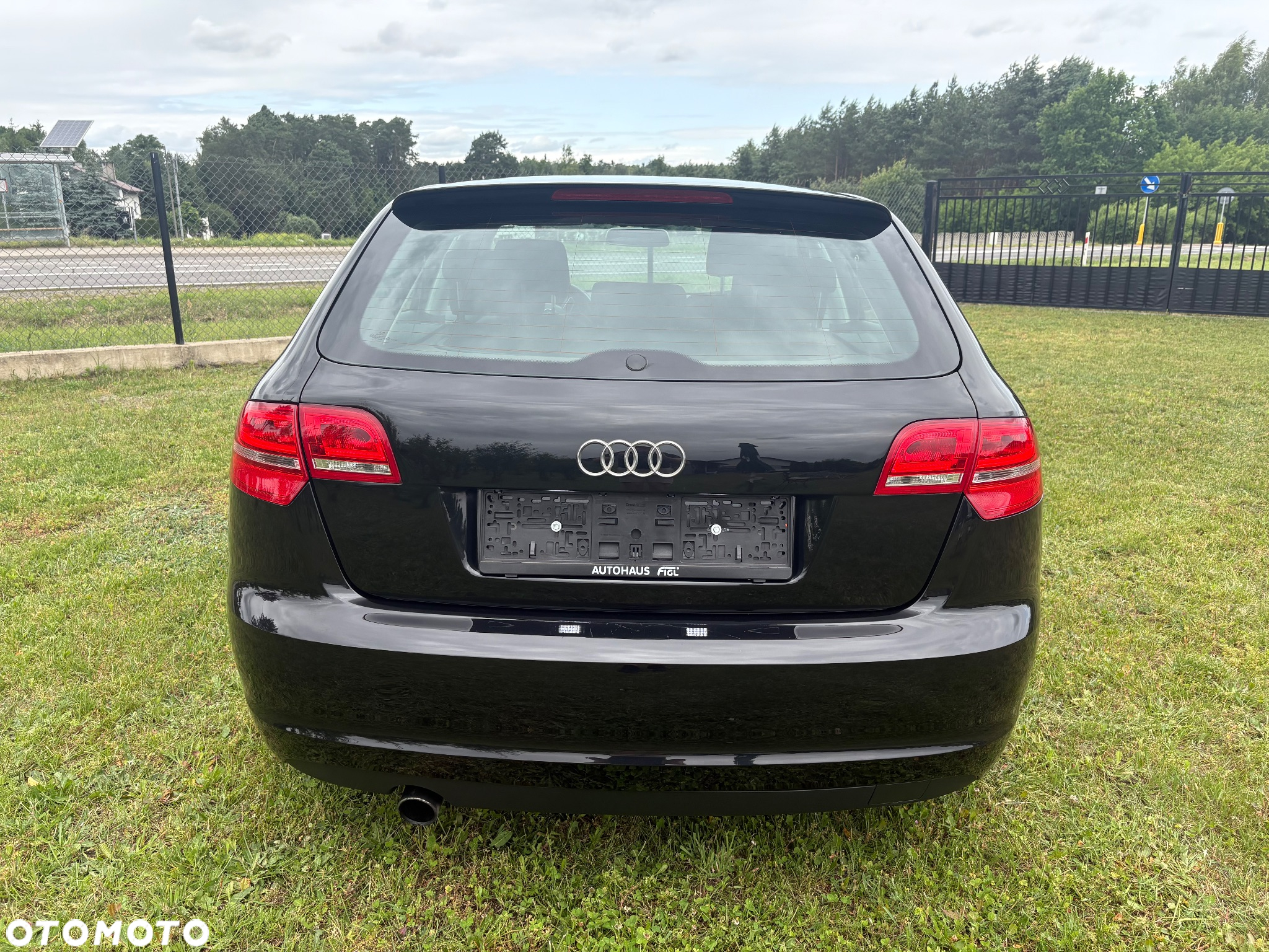 Audi A3 1.6 Sportback Attraction - 13