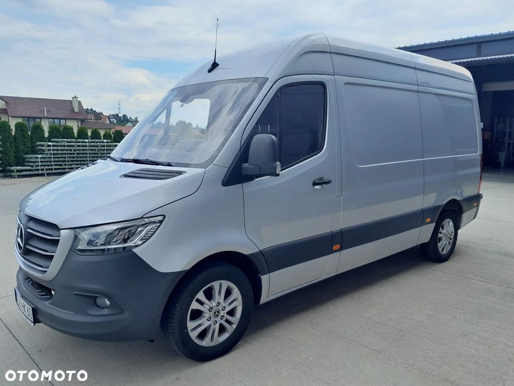 Mercedes-Benz SPRINTER - 8