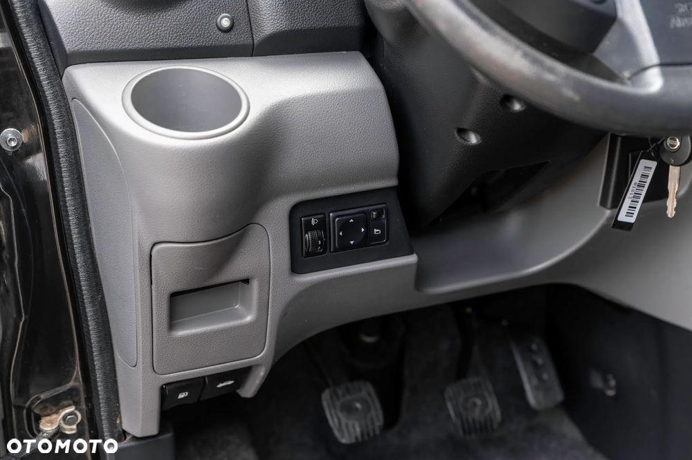 Nissan NV200 - 31