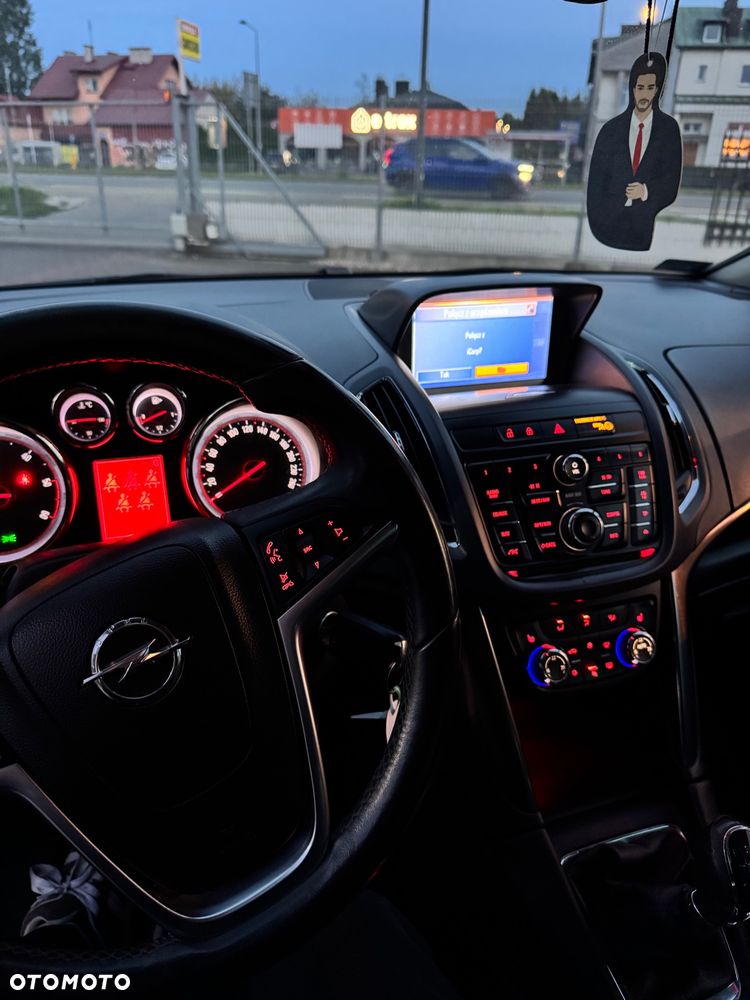 Opel Zafira Tourer 2.0 CDTI ecoFLEX Start/Stop Active - 10